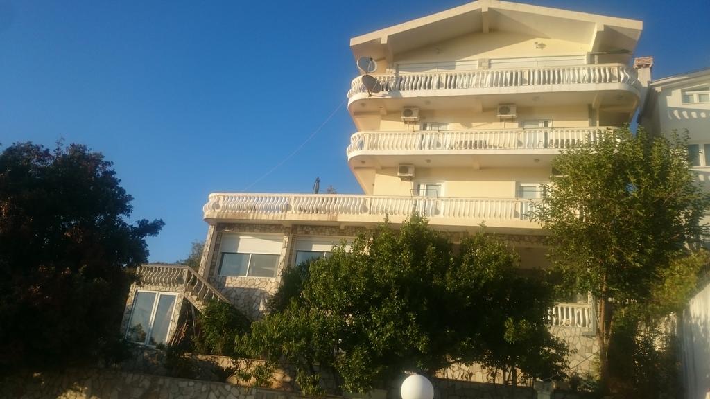 Guesthouse Oaza Emi Добра Вода Екстер'єр фото