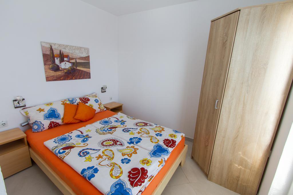 Guesthouse Oaza Emi Добра Вода Екстер'єр фото