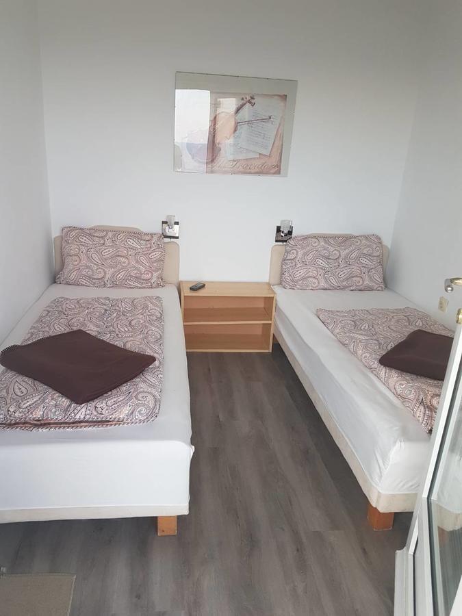 Guesthouse Oaza Emi Добра Вода Екстер'єр фото