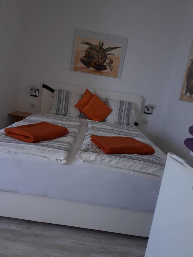 Guesthouse Oaza Emi Добра Вода Екстер'єр фото